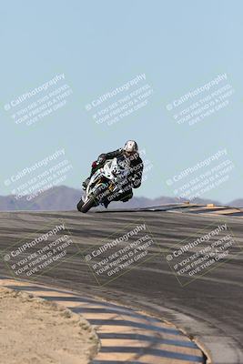 media/Dec-07-2025-CVMA (Sun) [[3e7d2de5dc]]/Race 7-Formula Lightweight Twins Shootout/